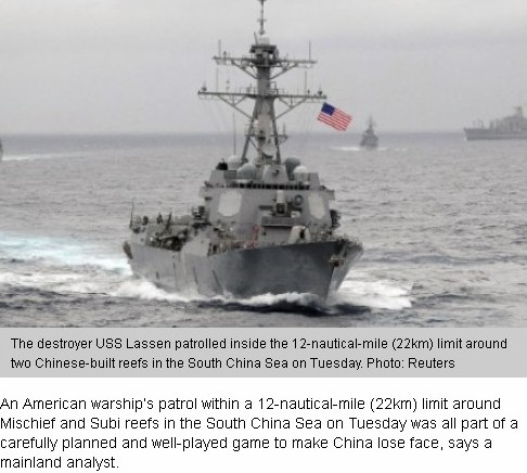 Ce navire américain patrouillant près des Îles Spratleys et qui énerve tant les Chinois. Copie écran du South China Morning Post, le 29 octobre 2015.