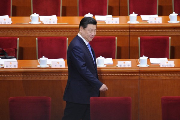 Le président chinois Xi Jinping se présente au Grand Hall du Peuple à Pékin le 5 mars 2014