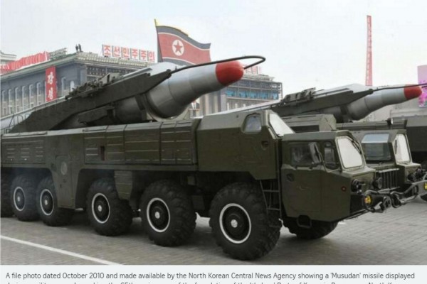 Le lancement d'un missile de portée intermédiaire par Pyongyang ce vendredi 15 avril s'est soldé par un échec. Copie d'écran du “Straits Times”, le 15 avril 2016.