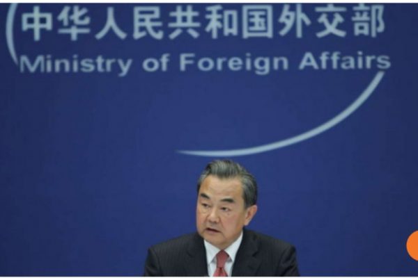 Le ministre chinois des Affaires étrangères, Wang Yi, a mis en garde les puissances du G7 contre toute nouvelle déclaration sur la mer de Chine du Sud. Copie d'écran du "South China Morning Post", le 26 mai 2016.