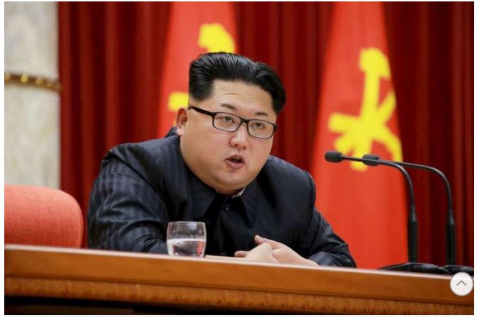 Alors que le Congrès du Parti des Travailleurs de Corée a lieu à Pyongyang ce vendredi 16 mai, Kim Jong-un a été nommé officiellement "Grand Soleil du XXIème siècle". Copie d'écran du Strait Times, le 4 mai 2016.