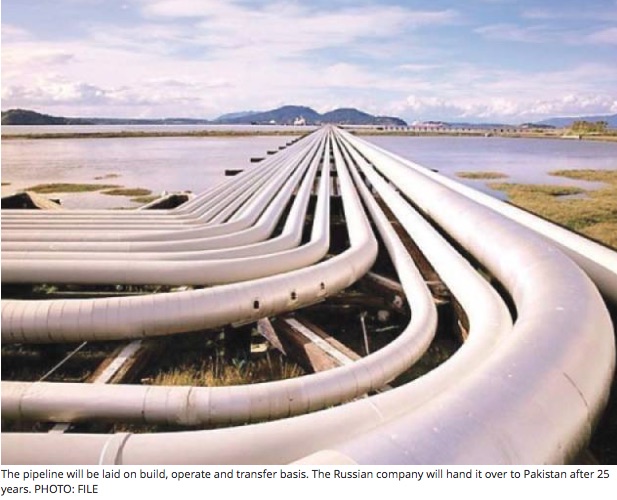 Le contrat porte sur la création d'un pipeline de 1 100 km, malgré les sanctions visant l'entreprise russe chargée de sa construction. Copie d'écran de The Express Tribune, le 24 juin 2016.