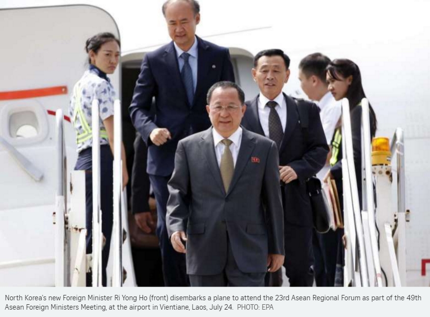 Les ministres des Affaires étrangères chinois et sud-coréens se sont rencontrés au Laos, alors que les tensions ne cessent de croître sur la péninsule coréenne. Copie d'écran du Straits Times, le 25 juillet 2016.