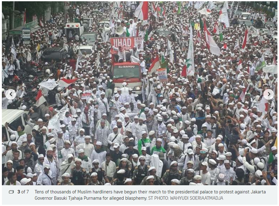 Le gouverneur de Djakarta est sous le feu des critiques des islamistes radicaux. Copie d'écran du Straits Times, le 4 novembre 2015.