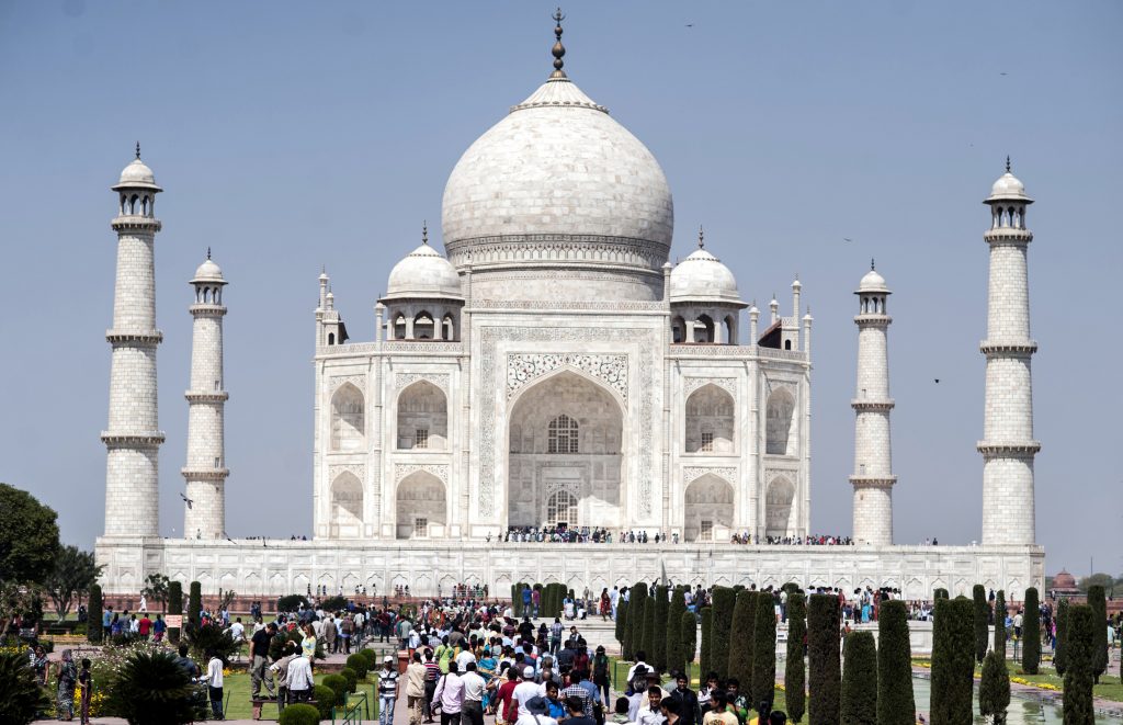 Le Taj Mahal, érigé par Shah Jahan, l'empereur moghol d'Inde à Agra, ici le 2 mai 2014. (Crédits : Mohamed Hossam / Anadolu Agency)