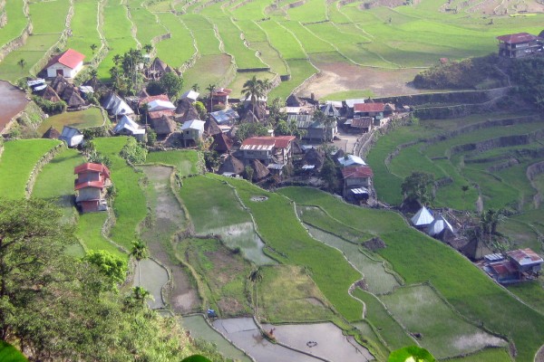Aperçu du village de Batad perdu au milieu des rizières de Banaue inscrite au patrimoine mondial de l’humanité de l’Unesco.