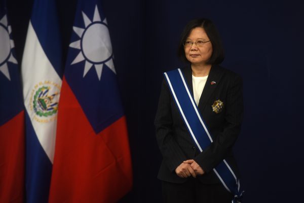 La présidente taïwanaise Tsai Ing-wen lors d'une conférence de presse à San Salvador le 13 janvier 2017.