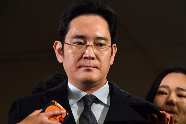 Lee Jae-yong est le premier leader de Samsung à être placé en détention. (Crédit : JUNG Yeon-Je / POOL / AFP)