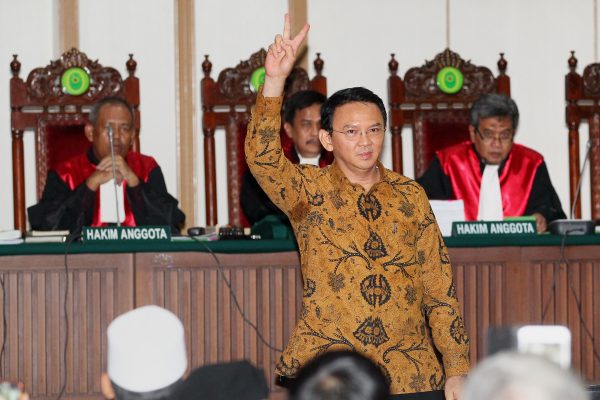 Le gouverneur de Jakarta Basuki Tjahaja Purnama, dit Ahok, lors de son audience pour "insulte à une religion", à Jakarta le 3 janvier 2017. (Crédits : AFP PHOTO / POOL / Irwan RISMAWAN)