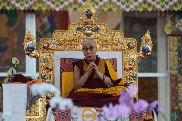Le Dalai-lama lors d'une de la fête religieuse du Kalachakra à Bodhgaya en Inde le 5 janvier 2017. (Crédits : AFP PHOTO / Dibyangshu SARKAR)