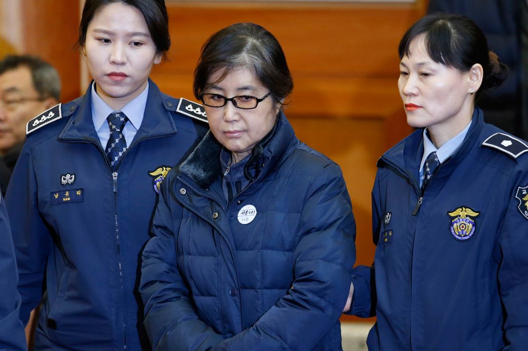 Choi Soon-sil à son arrivée au tribunal le 16 janvier 2017.