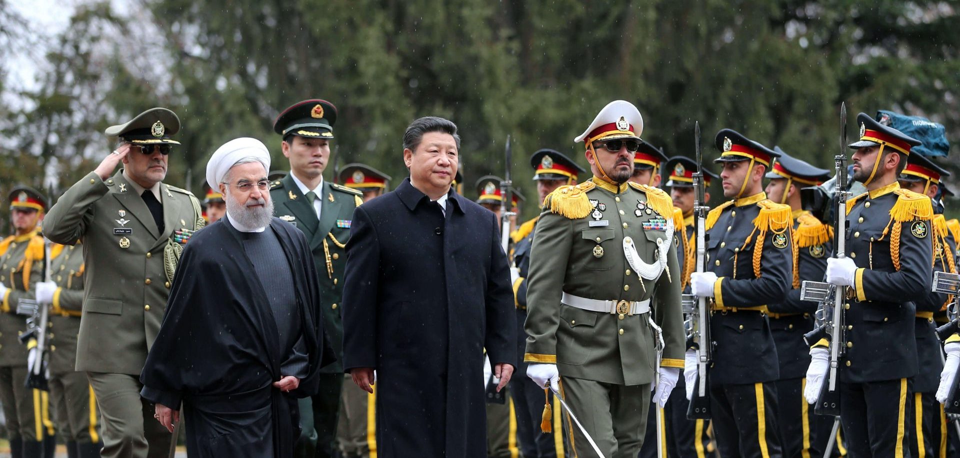 Le président iranien Hassan Rohani cherche l'appui économique de la Chine de Xi Jinping après le retrait américain de l'accord de Vienne sur le nucléaire. (Source : Boston Herald)