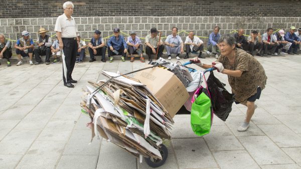 46 % des seniors vivraient sous le seuil de pauvreté en Corée du Sud. (Source : Financial Times)