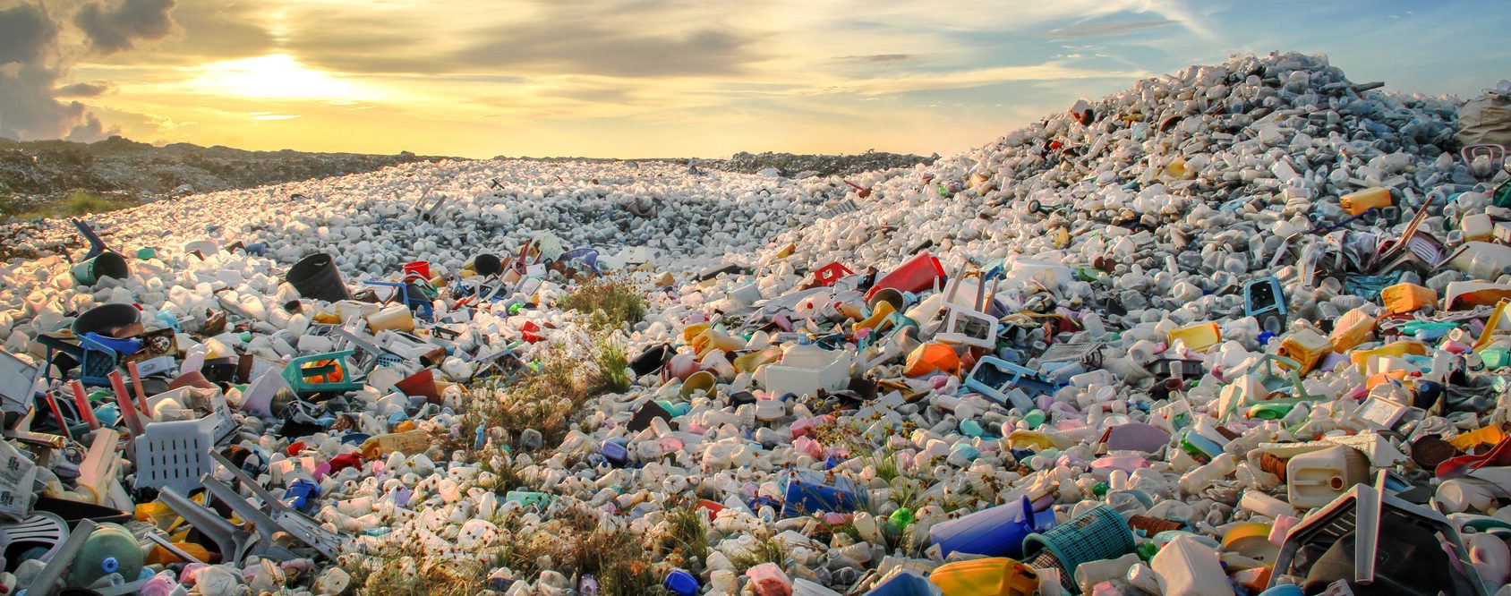 La Malaisie a, selon Greenpeace, importé autant de déchets plastiques l'an dernier que les États-Unis n'en exportaient. (Source : Christopherteh)