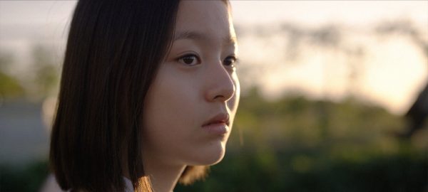 Scène du film "The House of the Hummingbird" de Kim Bora. L'actrice sud-coréenne Park Ji-hoo dans le rôle de Eun-hee. (Crédit : DR)