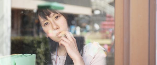 Scène du film "Siblings of the Cape" de Shinzo Katayama. L’actrice Misa Wada joue Mariko, une jeune femme souffrant d'un handicap mental. (Crédits : DR)