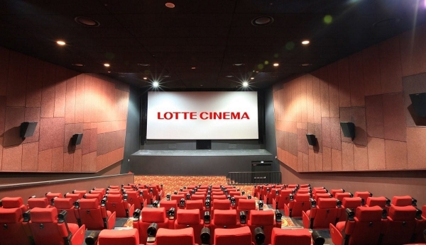 Lotte, l'un des géants de l'industrie sud-coréenne du cinéma, fait salle vide à cause du coronavirus. (Source : IndustryglobalNews24)