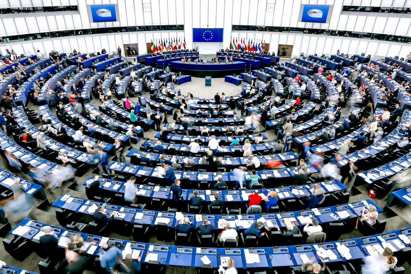 Le parlement européen "subordonne à la levée des sanctions par la Chine [son] examen de l'accord sur les investissements", selon la résolution votée le 20 mai 2021. (Source : La Croix)