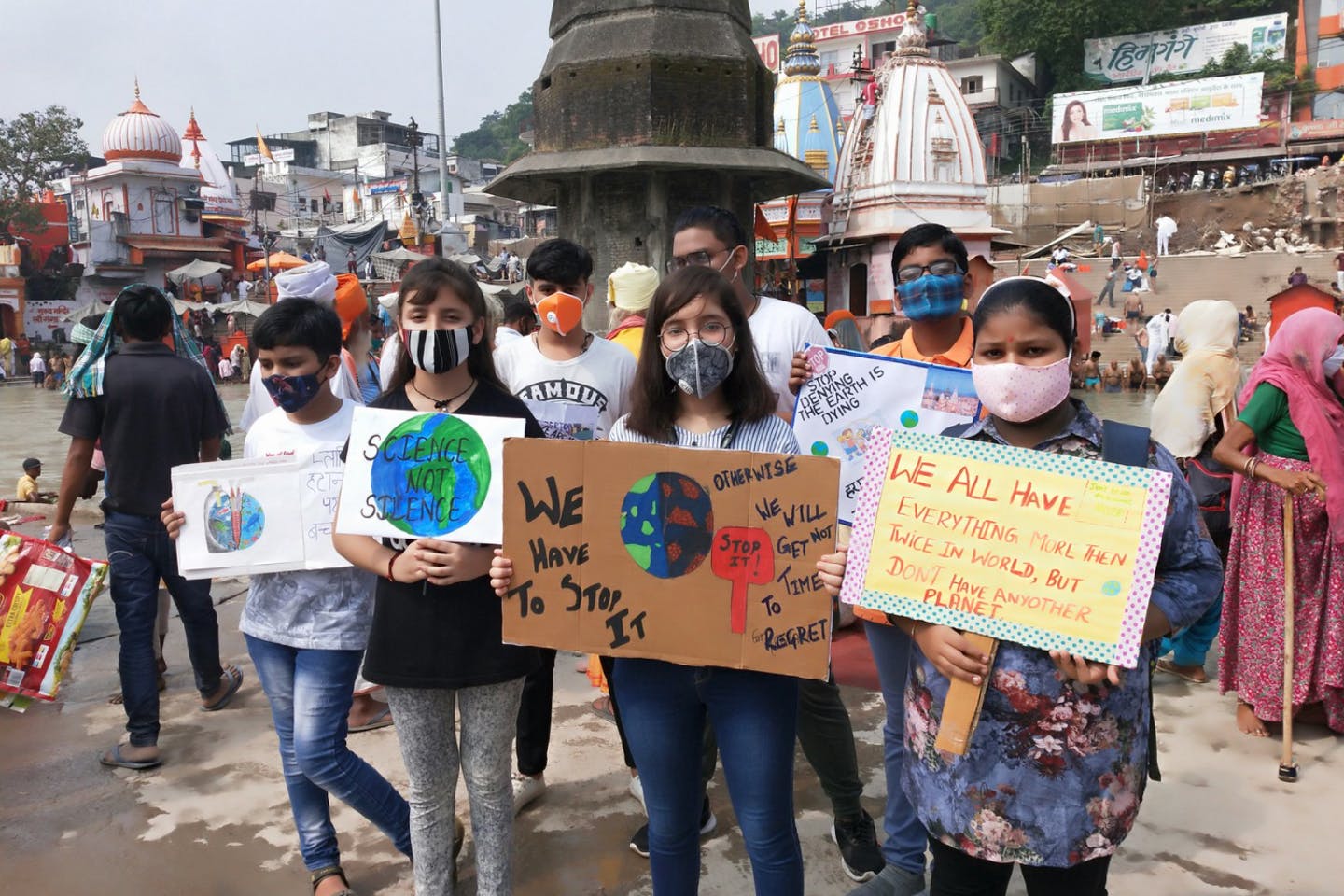 Manifestation de jeunes militants pour le climat en Inde à l'occasion de "Fridays for future", le 1er octobre 2021. (Source : Eco-business)