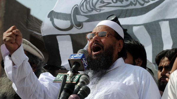 Hafiz Saeed, l'un des cerveaux des attentats de Bomaby en 2088 et fondateur de l'organisation terroriste pakistanaise Lashkar-e-Taiba, ici lors d'une manifestaiton anti-gouvernementale à Lahore, le 25 mai 2012. (Source : FT)