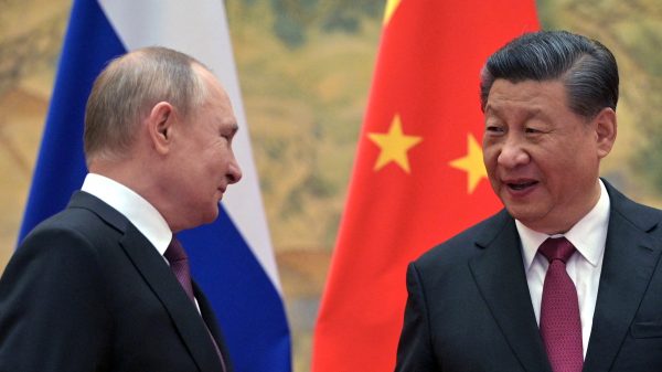 Le président russe Vladimir Poutine et son homologue chinois Xi Jinping. (Source : Asia Nikkei)