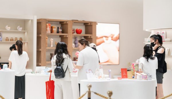 Ouverture d'un magasin de sex-toys à Chongqing en 2024. (Source : go.cqmmgo.com)