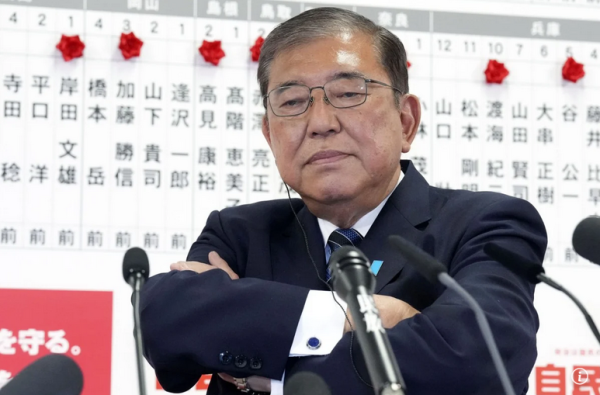 Le Premier ministre japonais Shigeru Ishiba a refusé de démissionner après la majorité perdue par son parti, le PLD, aux élections législatives du 27 octobre 2024. (Source : SCMP)