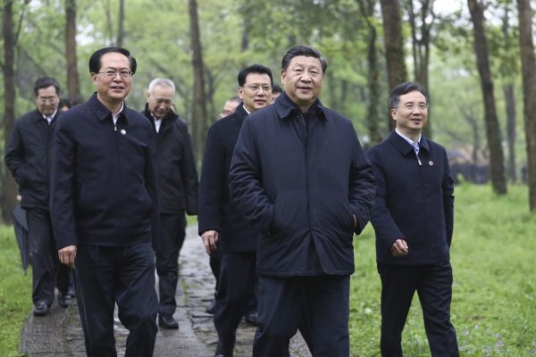 Le président chinois Xi Jinping lors d'une visite dans la province du Zhejiang, en avril 2020. (Source : SCMP)