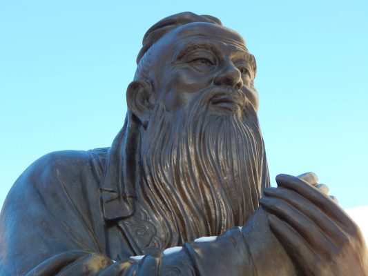 Une statue de Confucius. DR