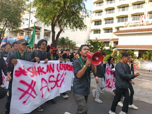 Manifestation rue Malioboro à Yogyakarta le 1er septembre 2025. Source : Wikipedia, DR.