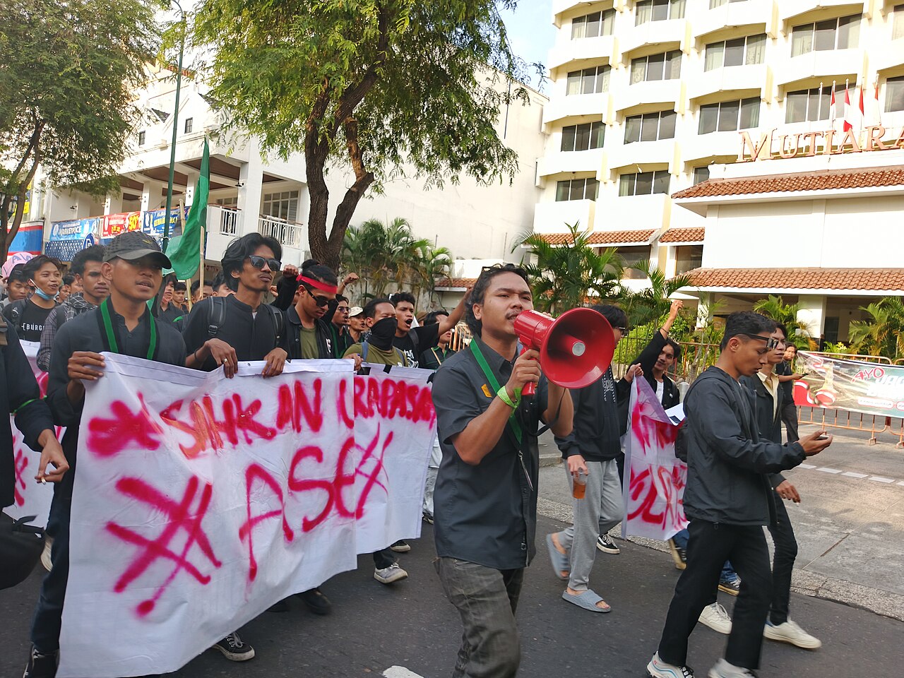 Manifestation rue Malioboro à Yogyakarta le 1er septembre 2025. Source : Wikipedia, DR.